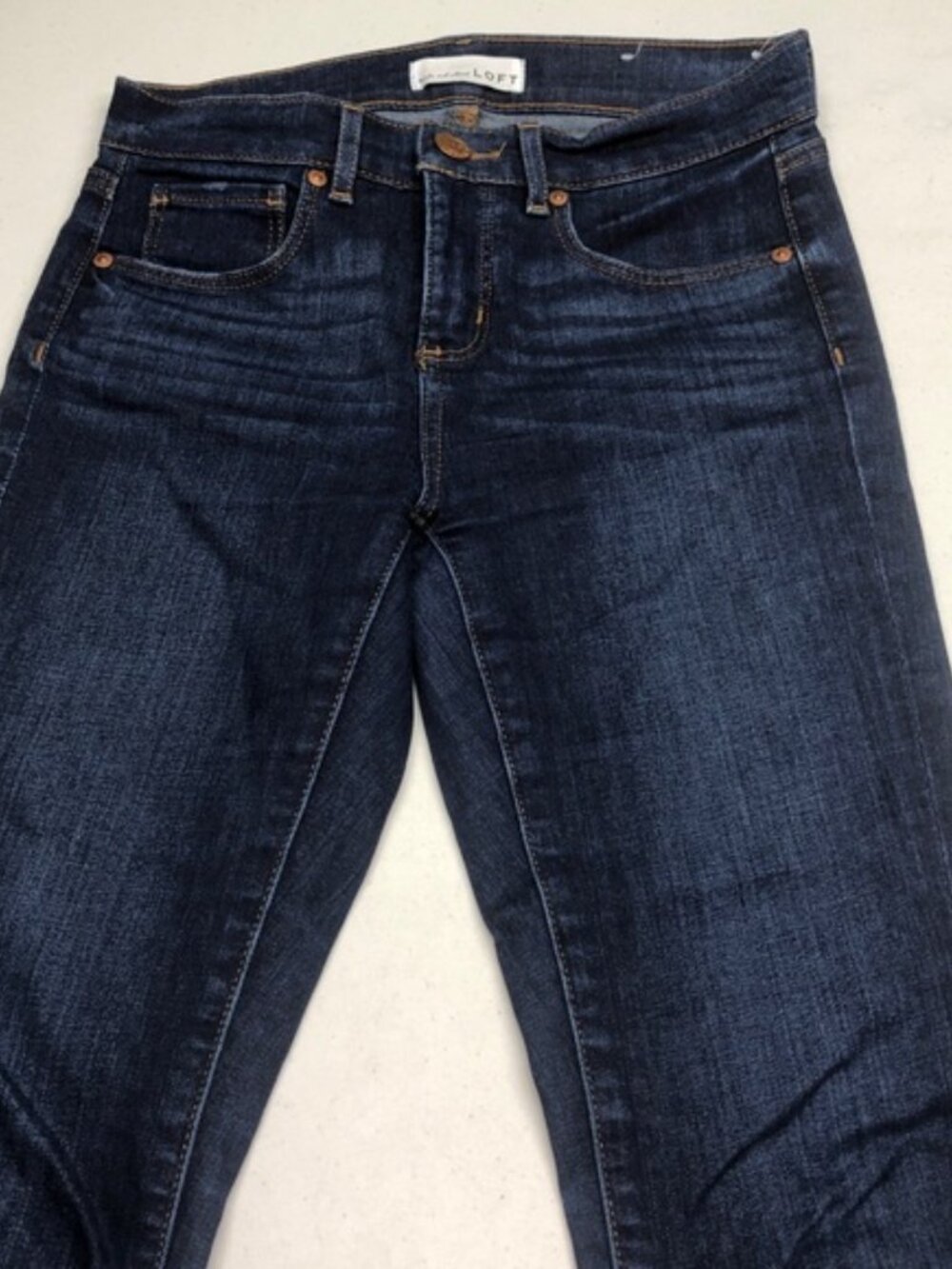 LIKE NEW LOFT HIGH-RISE SKINNY JEANS 0/25x27 ⭐️ - Picture 6 of 14